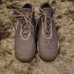 Jordan's horizin, basketball sneakers